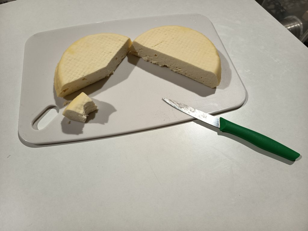 b4e95335 074d 4596 99ba 8ec80b46bbf7